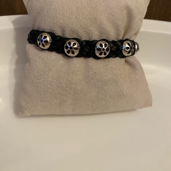 Brighton Daisy Bandit Black Leather Bracelet with Silver coated accents - Picture 3 of 4